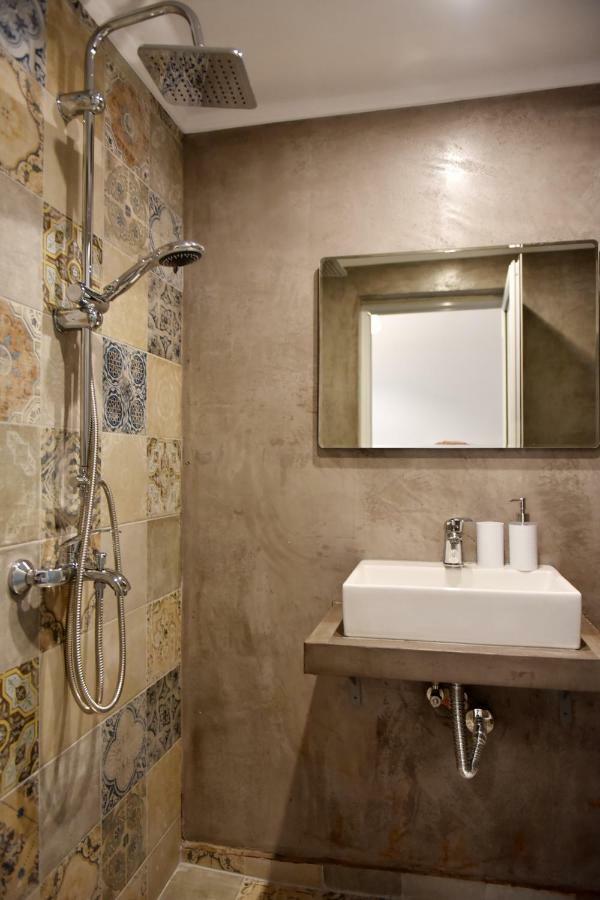 Ilion Luxury Apartments Aszproválta Kültér fotó