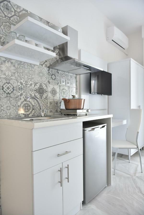 Ilion Luxury Apartments Aszproválta Kültér fotó